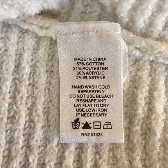 Womens Sz XL Ivory Neutral Feminine Poof Sleeve V-Neckline Ribbed Sweater - Picture 10 of 10